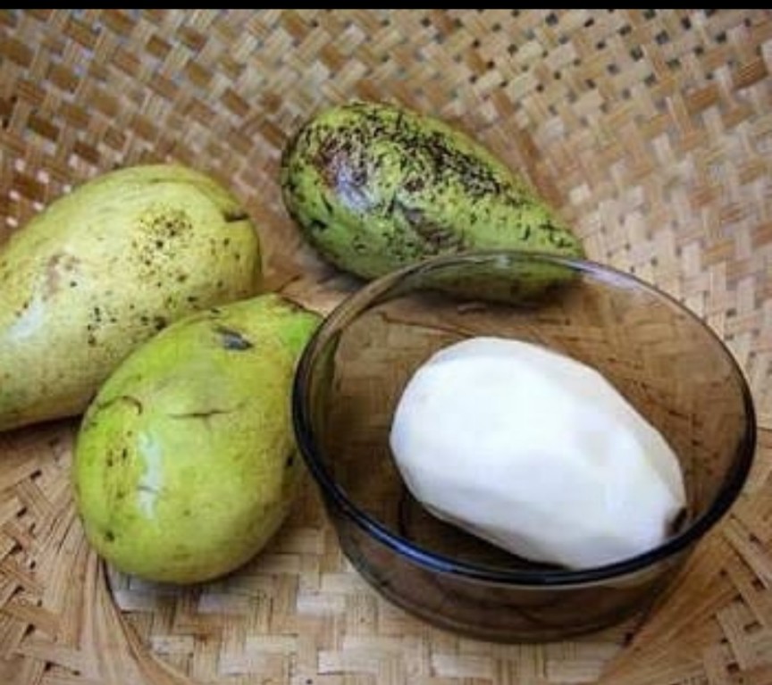 White mango 1.jpg